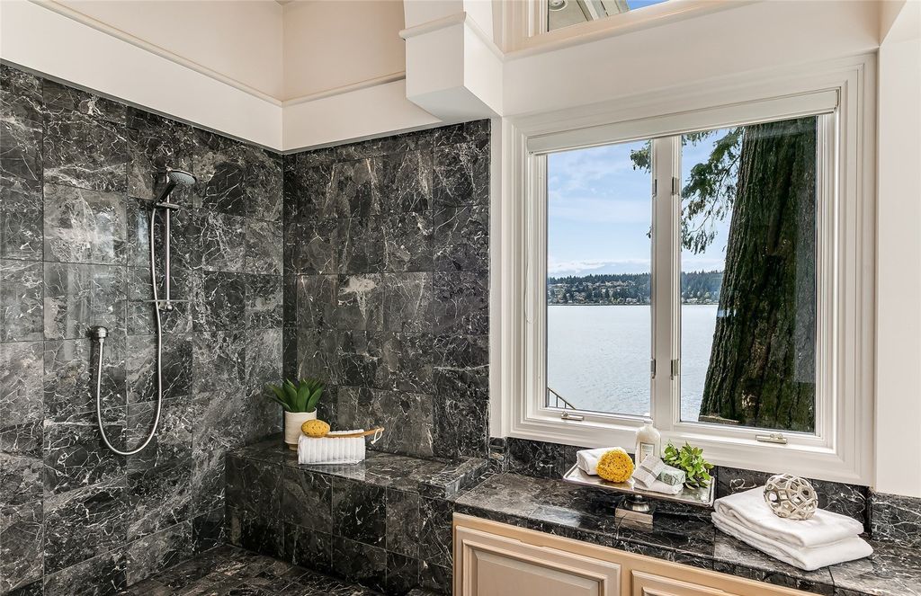 Breathtaking Waterfront Estate on East Lake Sammamish: A Contemporary Icon with 104' of Shoreline, Listed at $7.498M