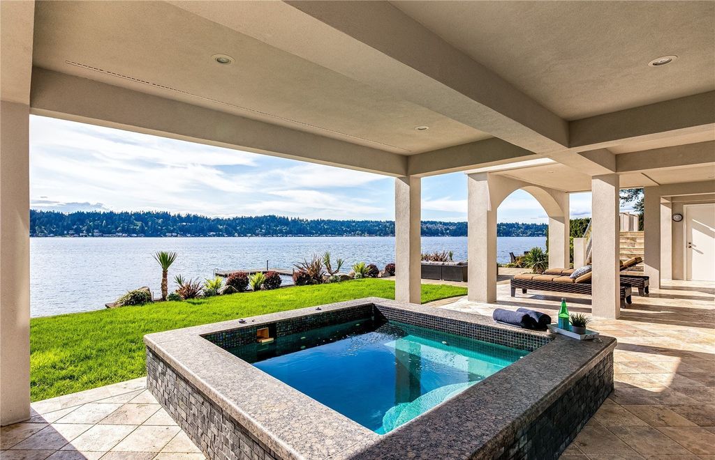 Breathtaking Waterfront Estate on East Lake Sammamish: A Contemporary Icon with 104' of Shoreline, Listed at $7.498M