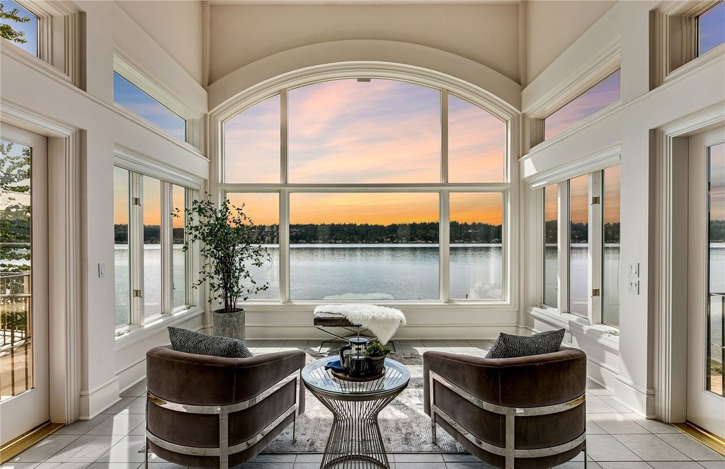 Breathtaking Waterfront Estate on East Lake Sammamish: A Contemporary Icon with 104' of Shoreline, Listed at $7.498M