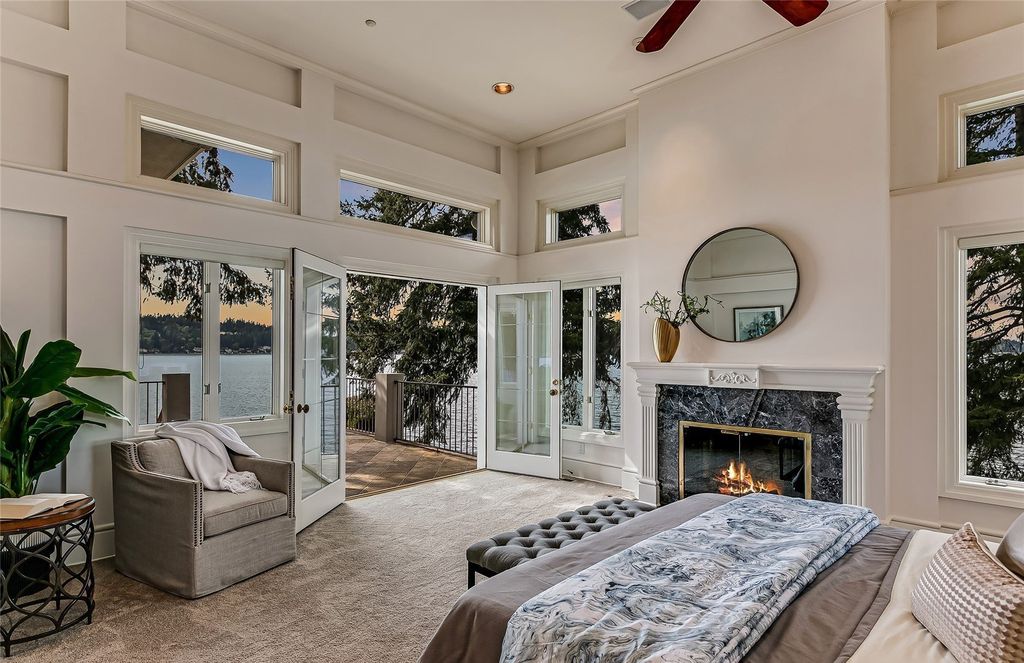 Breathtaking Waterfront Estate on East Lake Sammamish: A Contemporary Icon with 104' of Shoreline, Listed at $7.498M