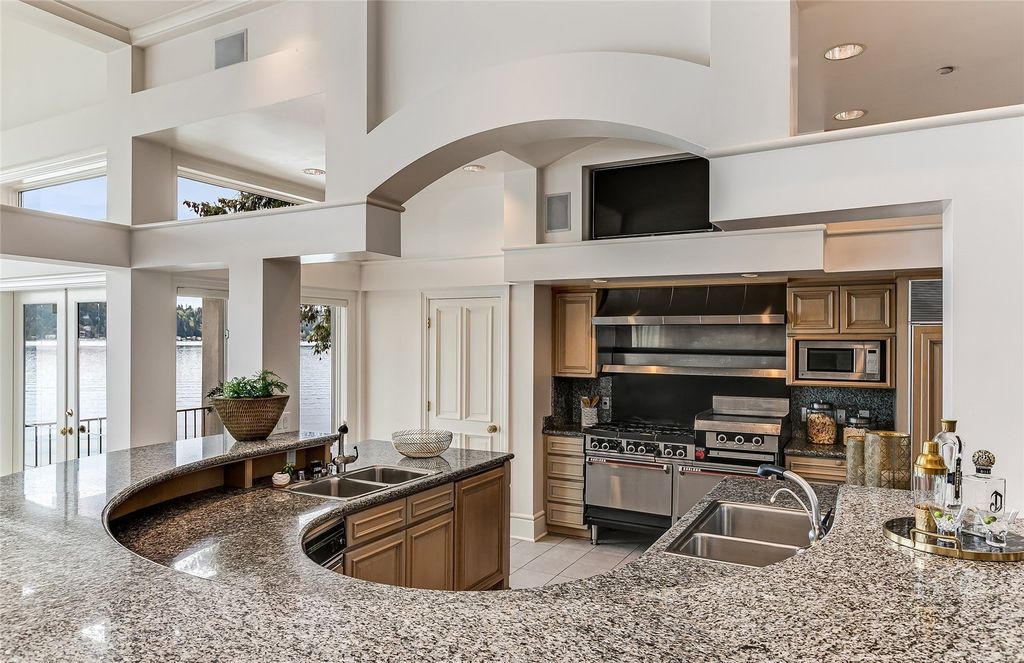 Breathtaking Waterfront Estate on East Lake Sammamish: A Contemporary Icon with 104' of Shoreline, Listed at $7.498M