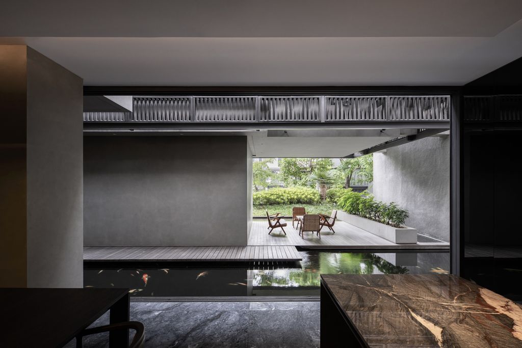 DS House Creates Seamless in-outdoor Integration by Wahana Architects