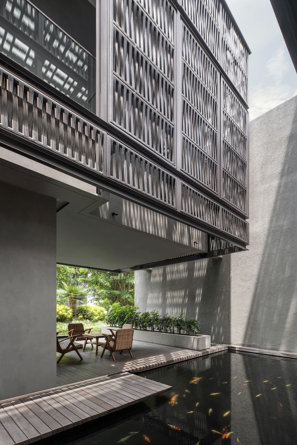 DS House Creates Seamless in-outdoor Integration by Wahana Architects