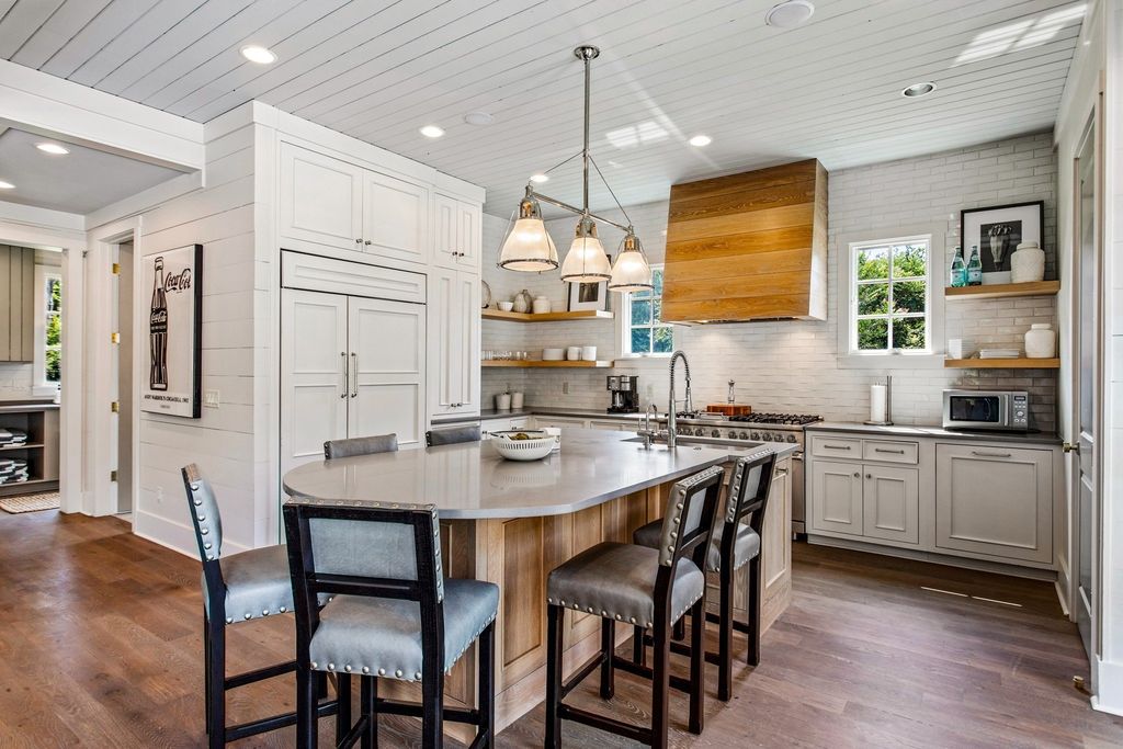 Elegant Nashville, TN Estate Seamlessly Combines Style, Functionality, and Impressive Amenities, Asking $10.5M