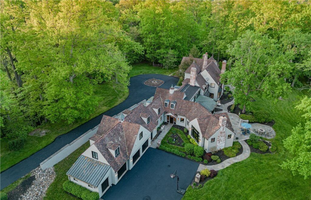 Exceptional Estate in Gates Mills, OH: Harmonizing Timeless Charm,  Masterful Artistry, and Contemporary Opulence, Priced at $2.75 Million