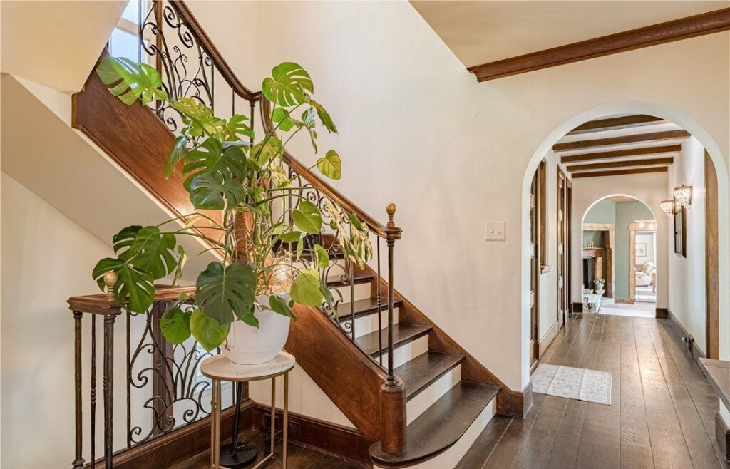 Exceptional Estate in Gates Mills, OH: Harmonizing Timeless Charm,  Masterful Artistry, and Contemporary Opulence, Priced at $2.75 Million