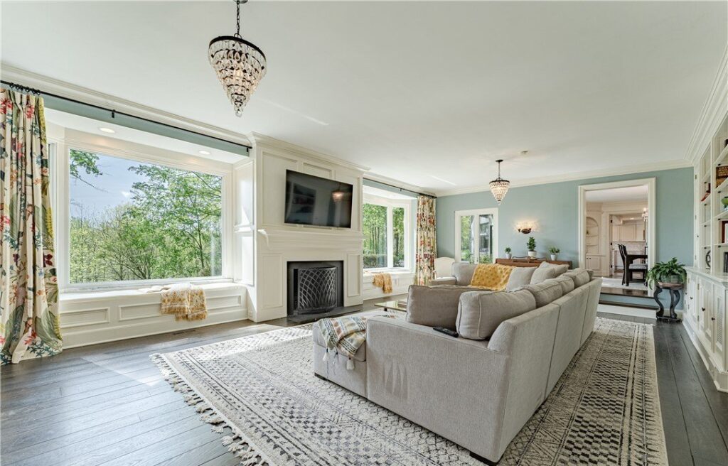 Exceptional Estate in Gates Mills, OH: Harmonizing Timeless Charm,  Masterful Artistry, and Contemporary Opulence, Priced at $2.75 Million