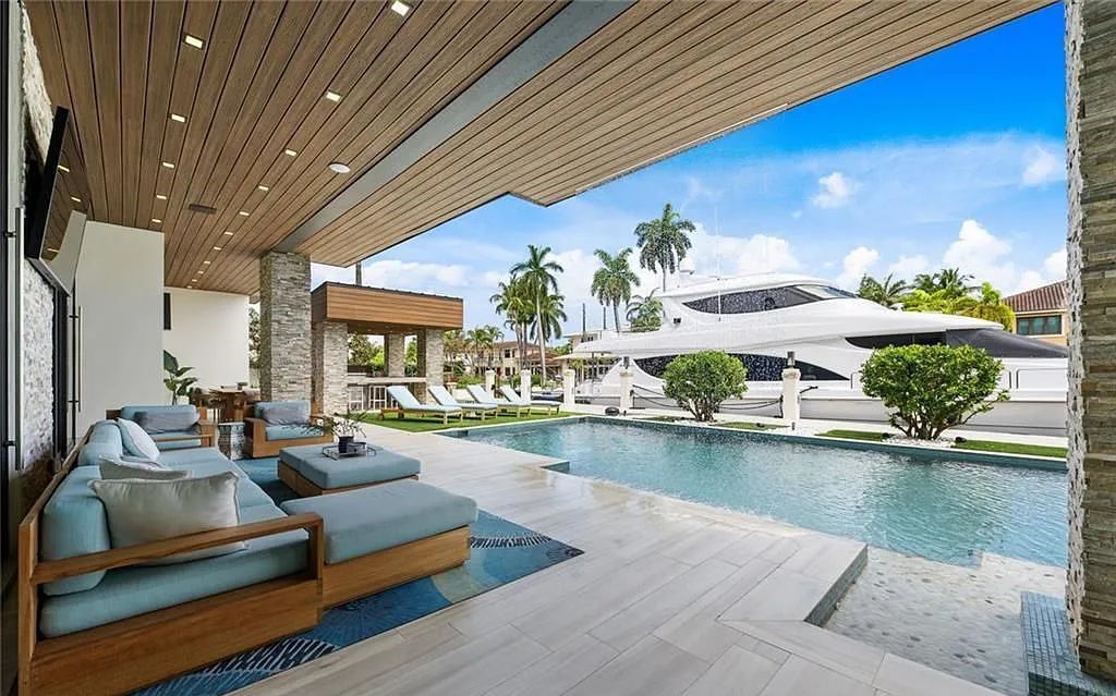 Experience luxury waterfront living at its finest at 2437 Delmar Place, Fort Lauderdale, Florida! This stunning modern estate features 6 bedrooms, 10 bathrooms, and over 7,000 sq ft of living space on an oversized lot with a 12x103 ft concrete dock and privacy gate.