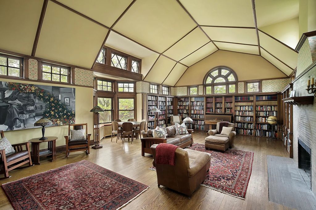 Exquisite Evanston Property for Sale: Combining Timeless Queen Anne Style with Contemporary Arts and Crafts Design for $2.15M