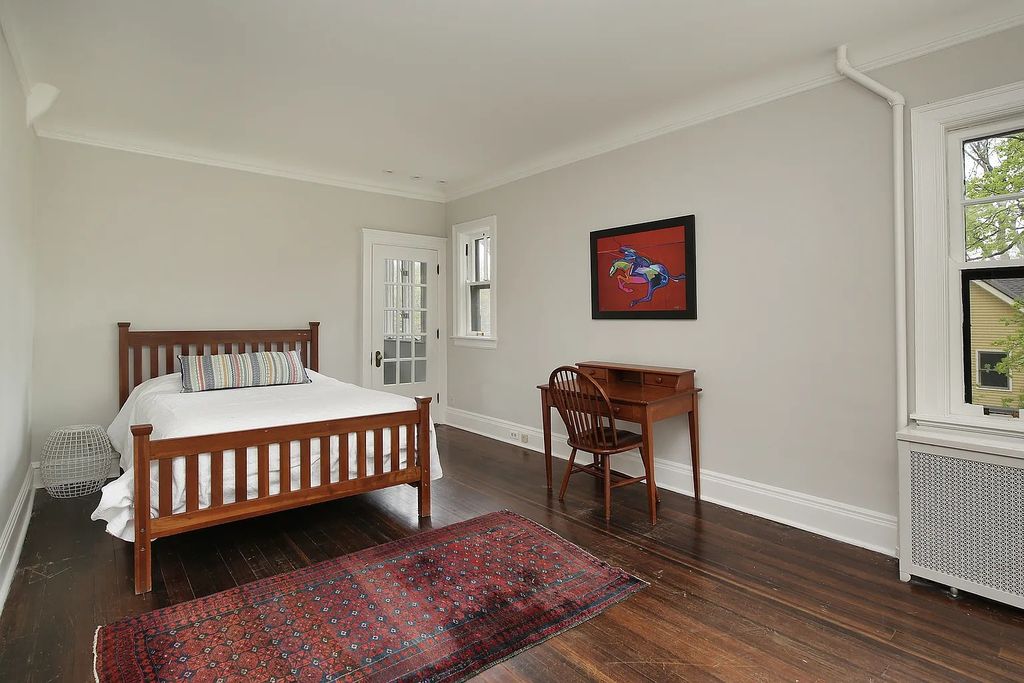 Exquisite Evanston Property for Sale: Combining Timeless Queen Anne Style with Contemporary Arts and Crafts Design for $2.15M