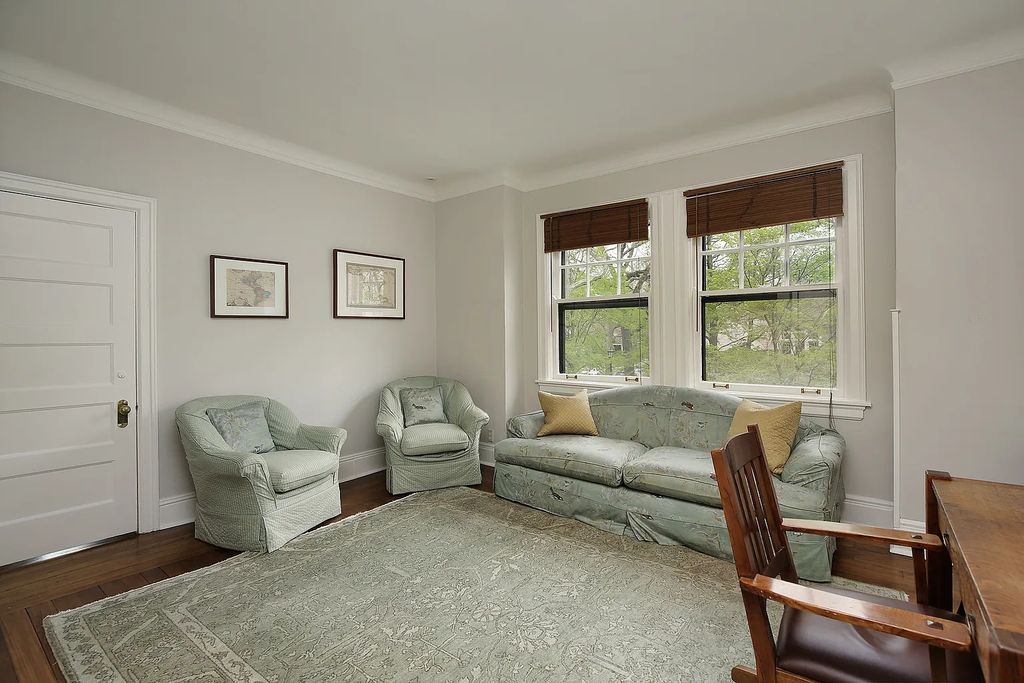 Exquisite Evanston Property for Sale: Combining Timeless Queen Anne Style with Contemporary Arts and Crafts Design for $2.15M