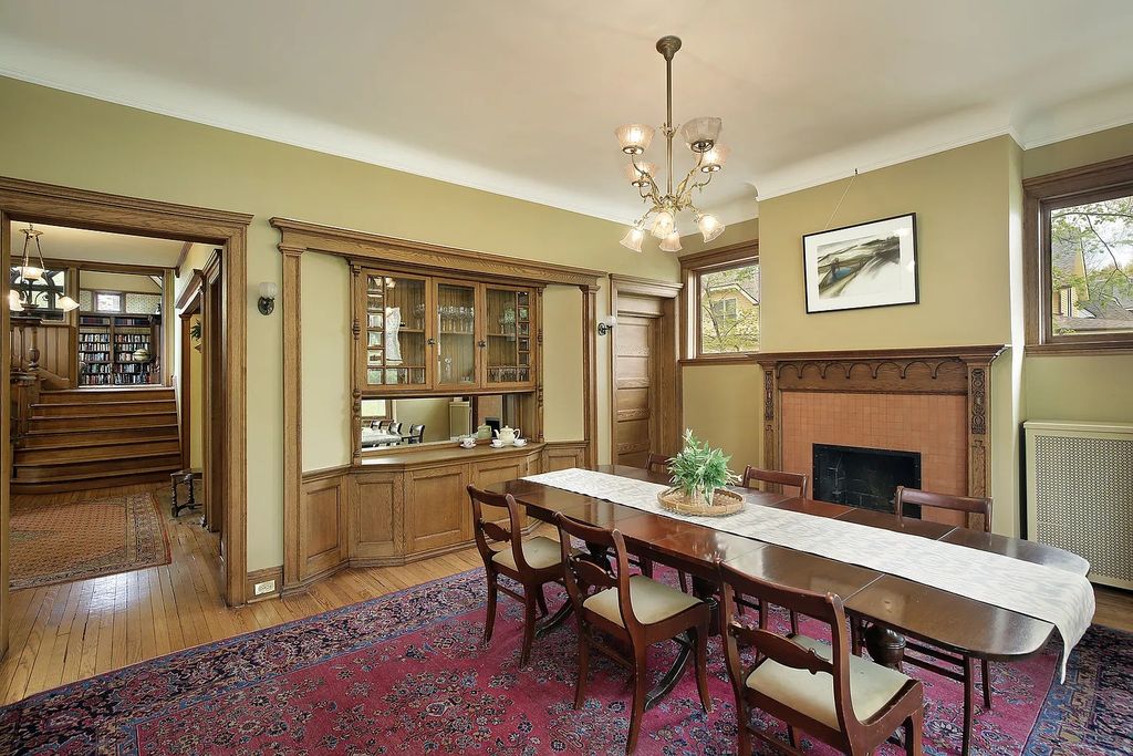Exquisite Evanston Property for Sale: Combining Timeless Queen Anne Style with Contemporary Arts and Crafts Design for $2.15M