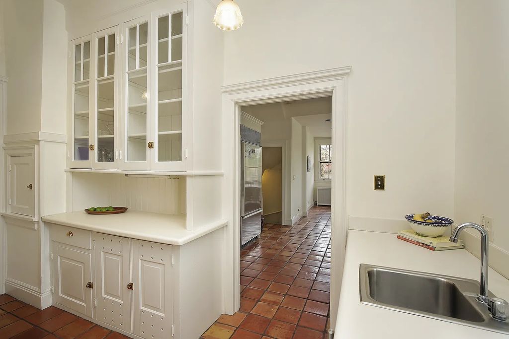 Exquisite Evanston Property for Sale: Combining Timeless Queen Anne Style with Contemporary Arts and Crafts Design for $2.15M