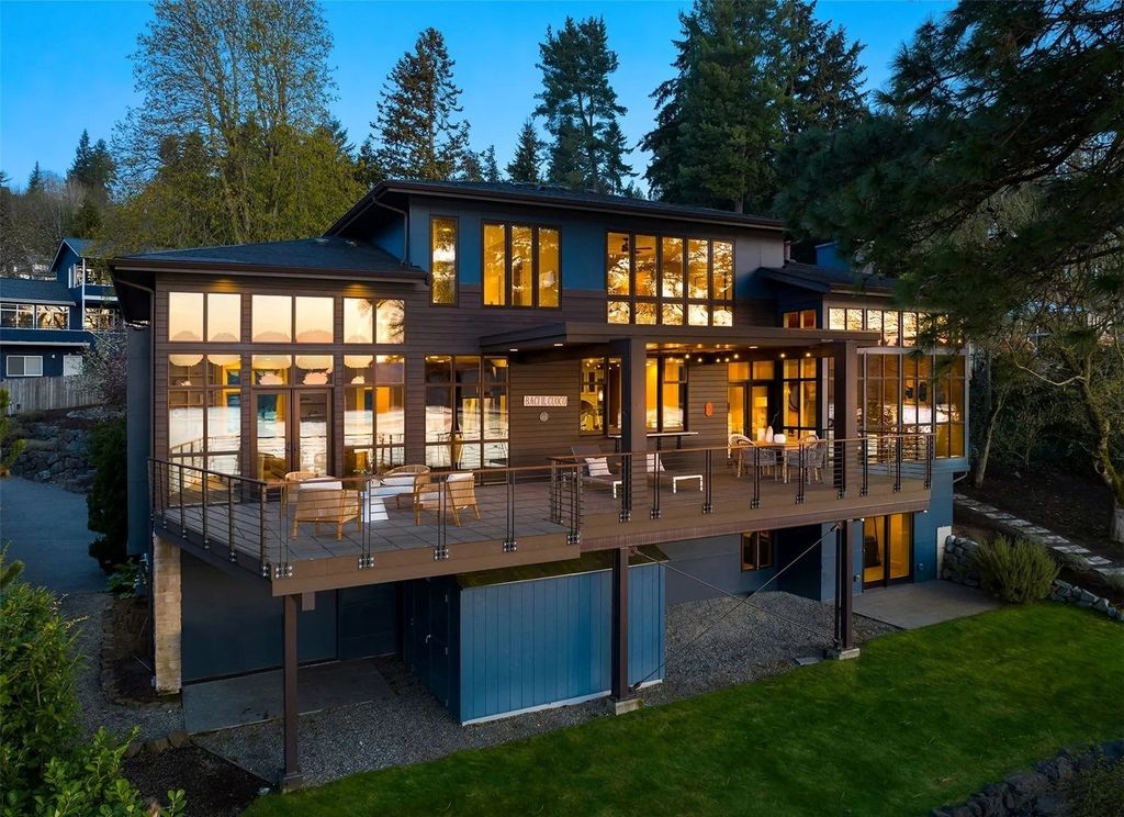 Extraordinary Design and Lake Washington Views: Seattle, WA Home Listed at $3.499M