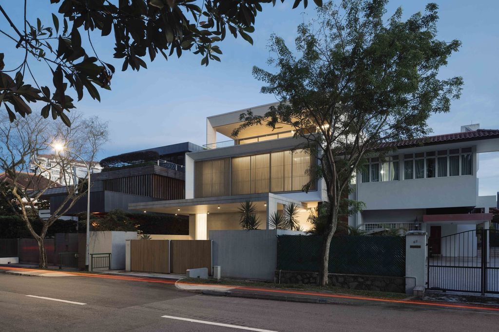 Frame House modern family home in Singapore by Ming Architects 6
