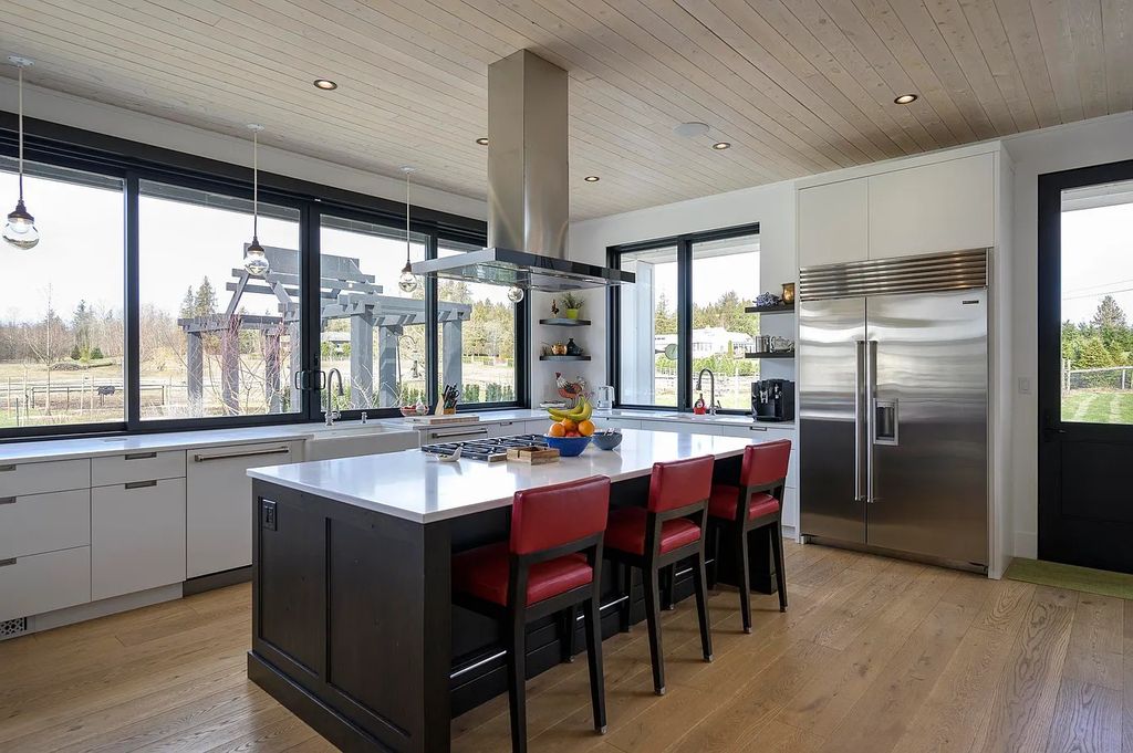 Gated Modern Farmhouse in Langley BC Perfect Fusion of Napa and Provence Styles for C7999 16