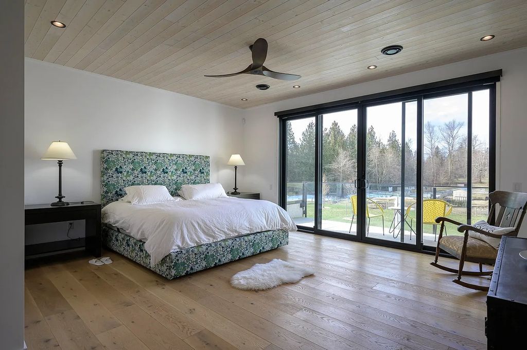 Gated Modern Farmhouse in Langley, BC - Perfect Fusion of Napa and Provence Styles for C$7,999
