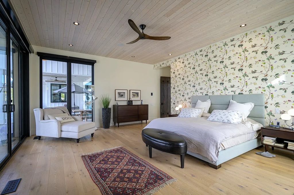 Gated Modern Farmhouse in Langley, BC - Perfect Fusion of Napa and Provence Styles for C$7,999