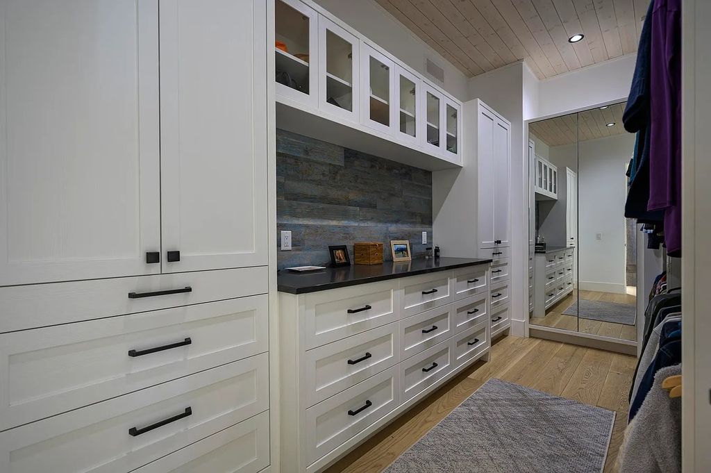 Gated Modern Farmhouse in Langley, BC - Perfect Fusion of Napa and Provence Styles for C$7,999