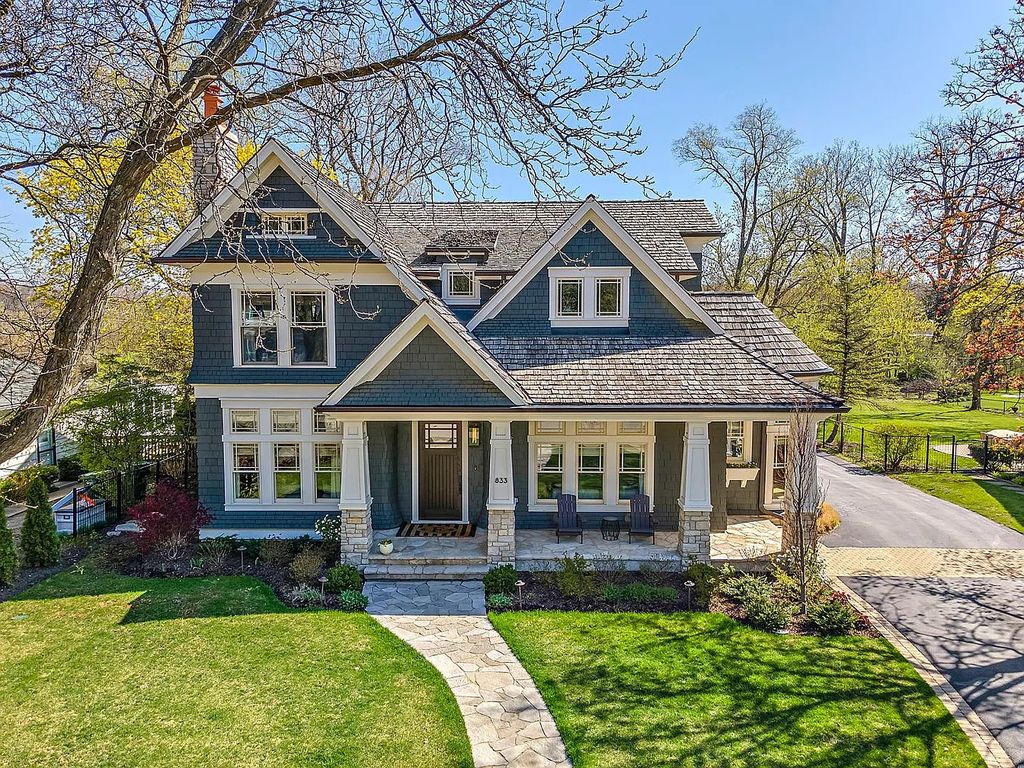 Gorgeous Nantucket-Inspired Home with Exceptional Finishes for Sale in Northbrook, IL at $2.35M