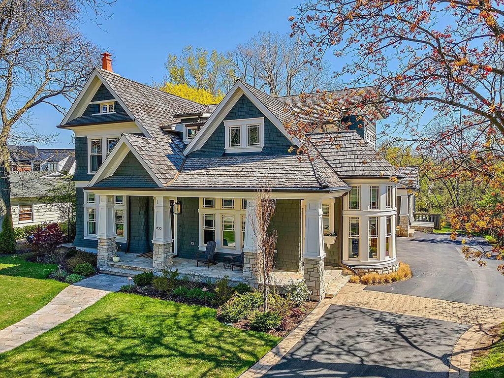 Gorgeous Nantucket-Inspired Home with Exceptional Finishes for Sale in Northbrook, IL at $2.35M