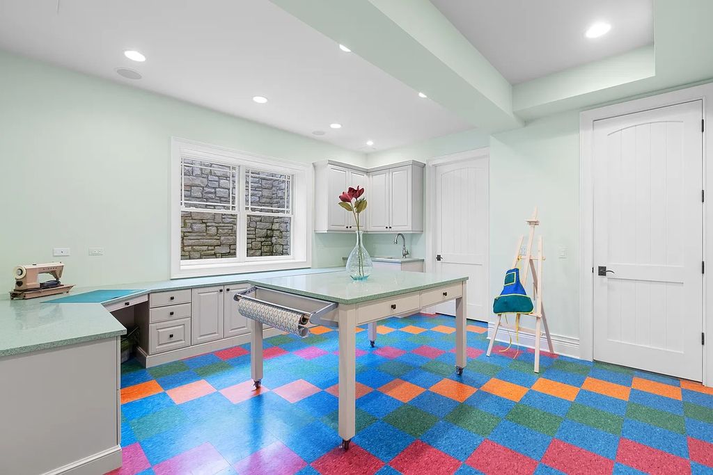 Gorgeous Nantucket-Inspired Home with Exceptional Finishes for Sale in Northbrook, IL at $2.35M