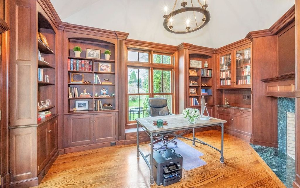 Immaculate and Grand Home with Impressive Living Space for Sale in Greenwich, CT for $4.1M