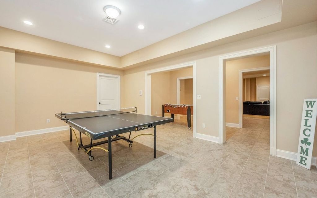 Immaculate and Grand Home with Impressive Living Space for Sale in Greenwich, CT for $4.1M