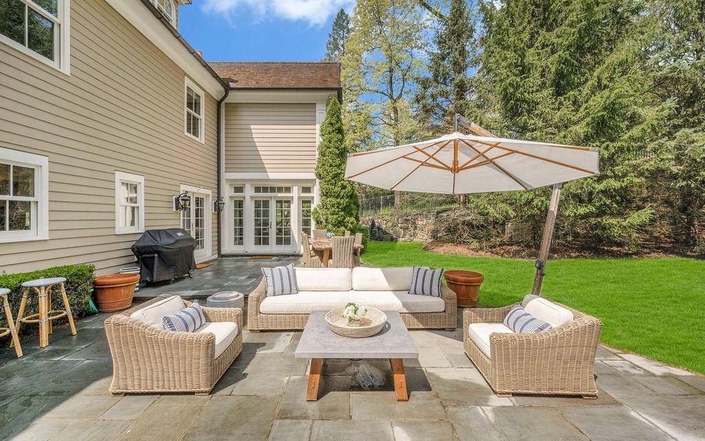 Immaculate and Grand Home with Impressive Living Space for Sale in Greenwich, CT for $4.1M