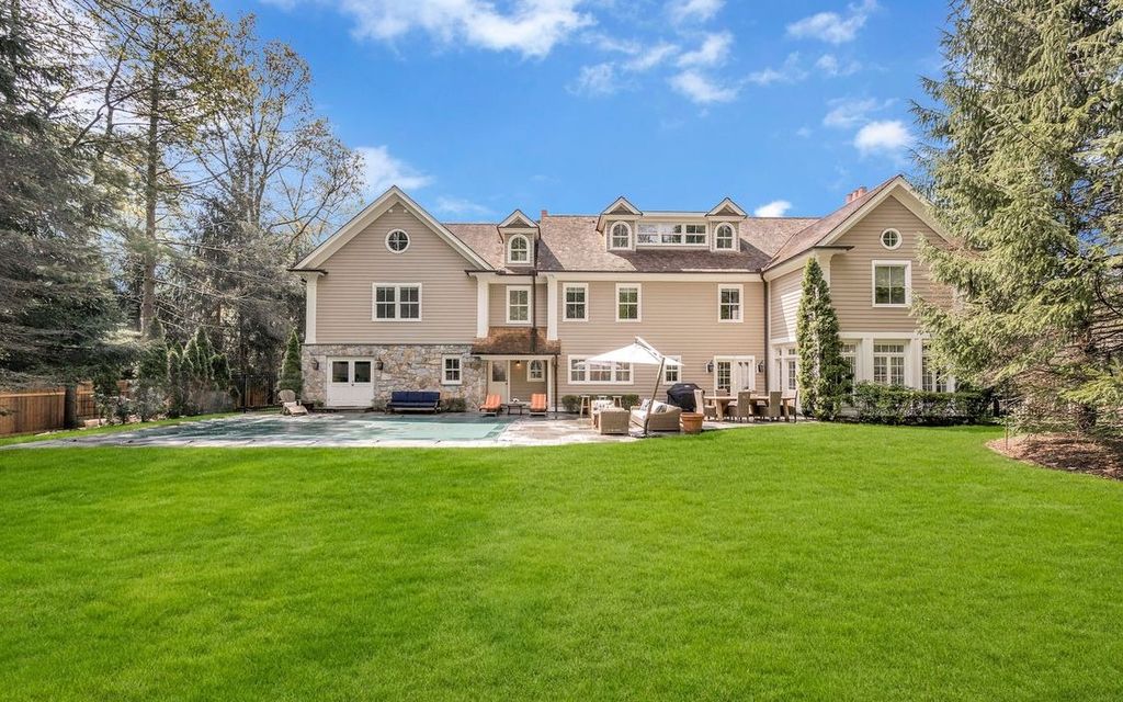 Immaculate and Grand Home with Impressive Living Space for Sale in Greenwich, CT for $4.1M