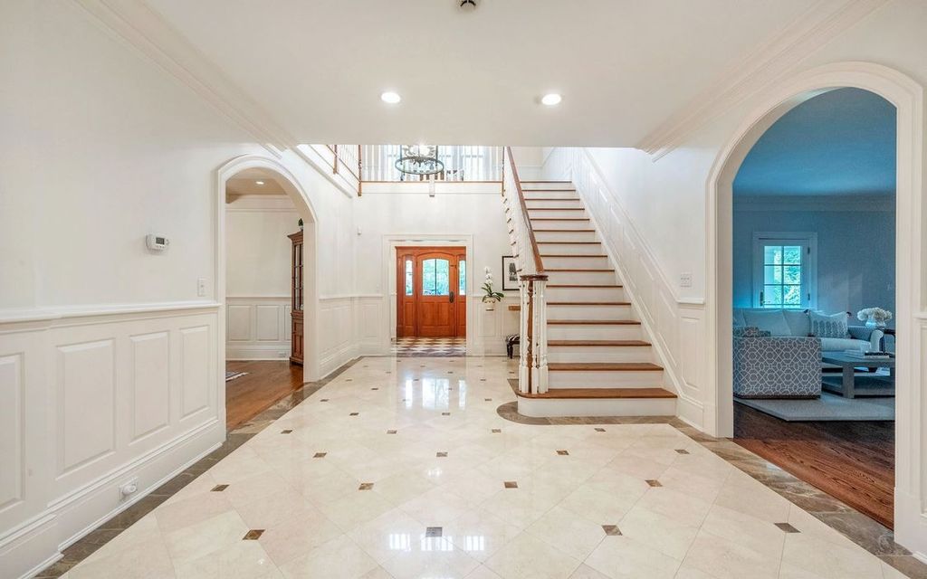 Immaculate and Grand Home with Impressive Living Space for Sale in Greenwich, CT for $4.1M