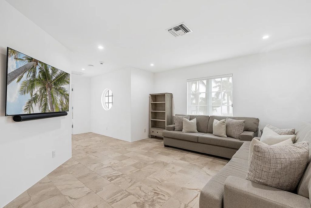 Experience luxury living at 17553 SE Conch Bar Avenue, Jupiter, Florida! This One-Of-A-Kind Grand Intracoastal Estate boasts 9 bedrooms, 10 bathrooms, and 15,066 square feet of living space on a 0.43-acre lot.
