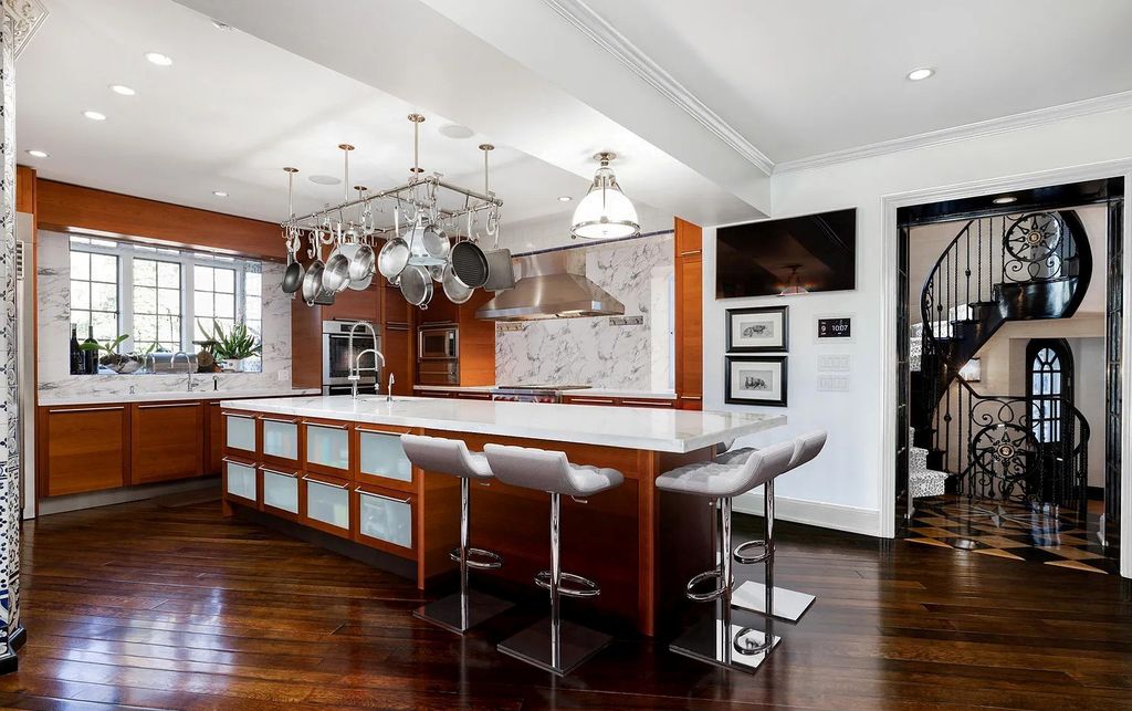 Luxurious $13.9M Property in Gladwyne, PA Surrounded by Serene Greenery and Grand Architecture with Top-Notch Amenities