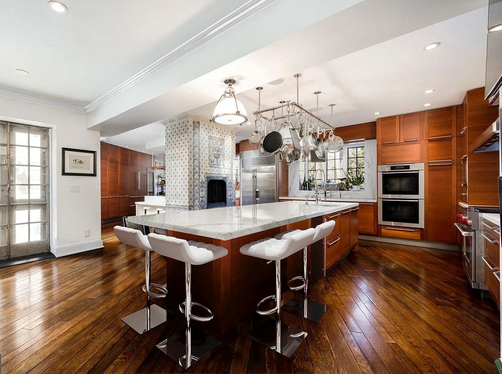 Luxurious $13.9M Property in Gladwyne, PA Surrounded by Serene Greenery and Grand Architecture with Top-Notch Amenities