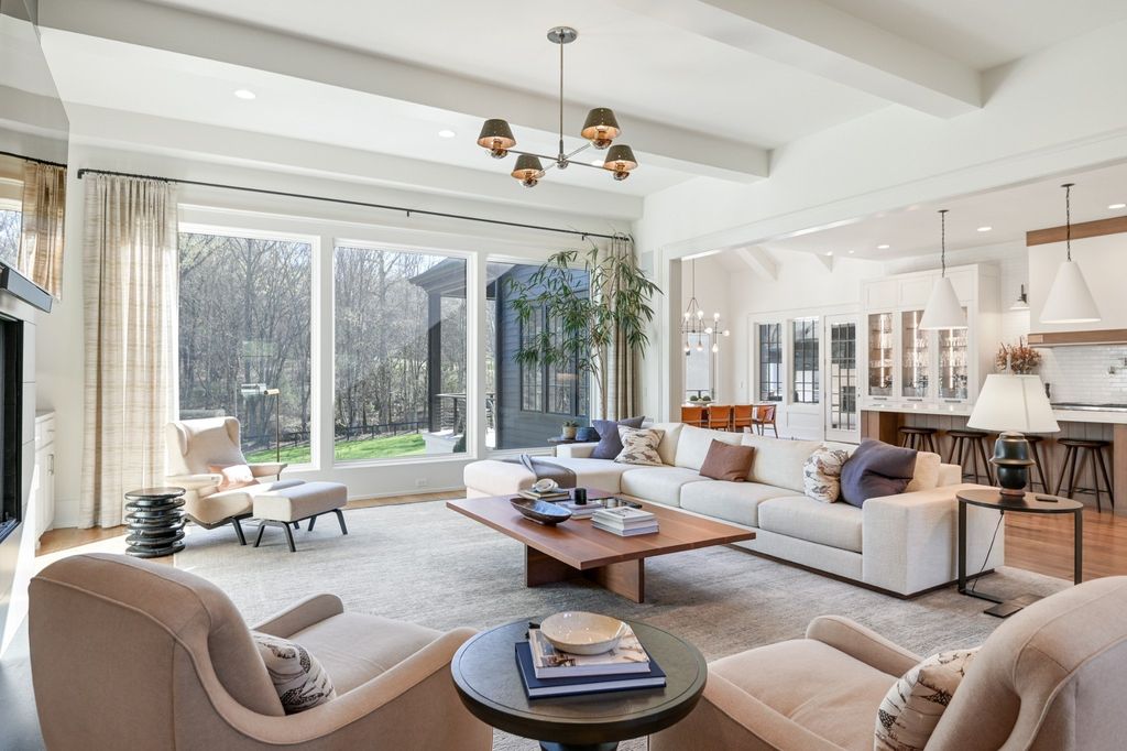 Luxurious Estate in College Grove, TN: A Magnificent Residence Crafted for Unmatched Opulence and Comfort, Listed at $8M