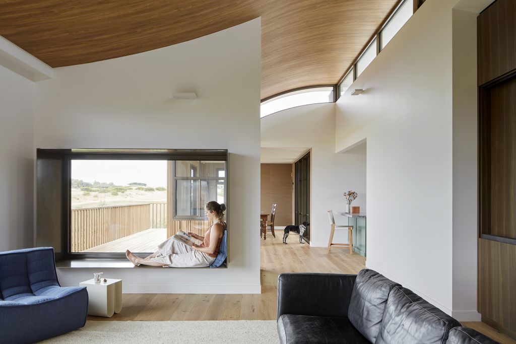 Moonah Tree House, a Prominent Coastal Home by Kirby Architects