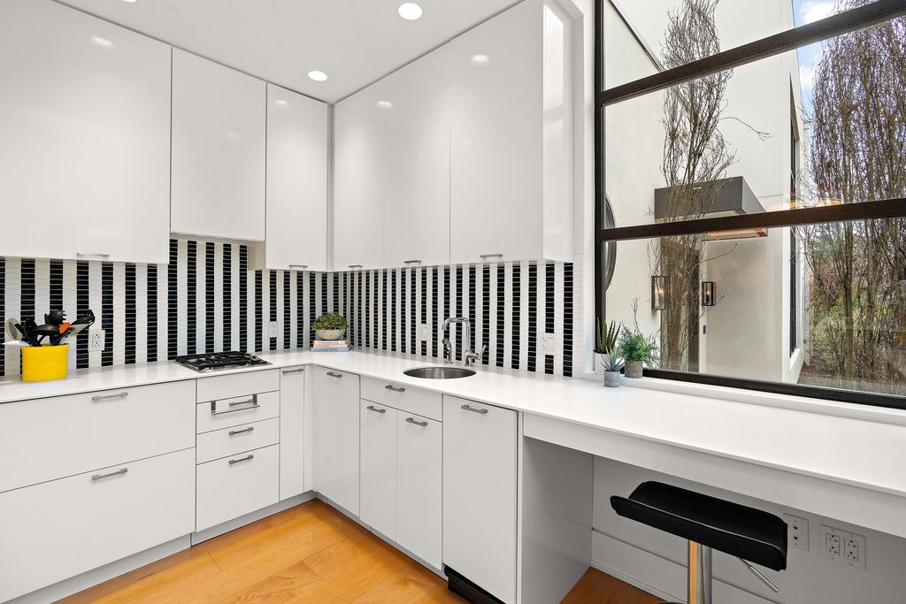 Redefined Luxury: Unveiling a Spectacular $4.85M Soft-Contemporary Masterpiece in Sewickley, PA