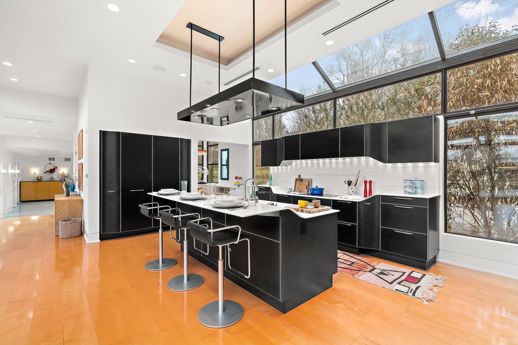 Redefined Luxury: Unveiling a Spectacular $4.85M Soft-Contemporary Masterpiece in Sewickley, PA