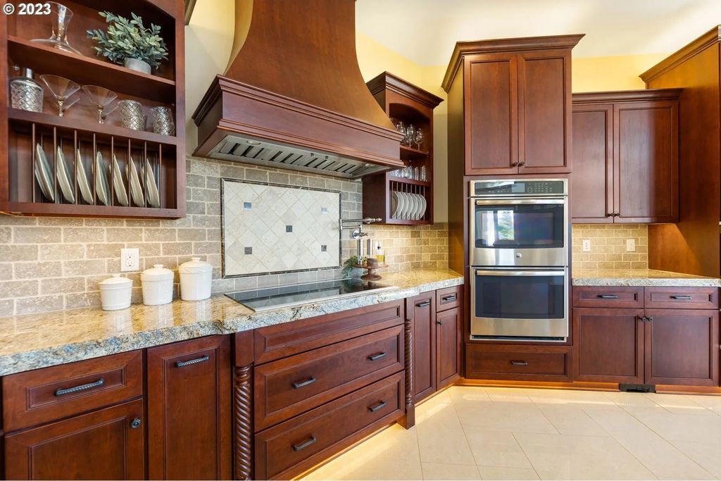 Scenic Private Estate on 5-Acre Gated Property in Ridgefield, WA with Stunning Valley Views for $7.25M