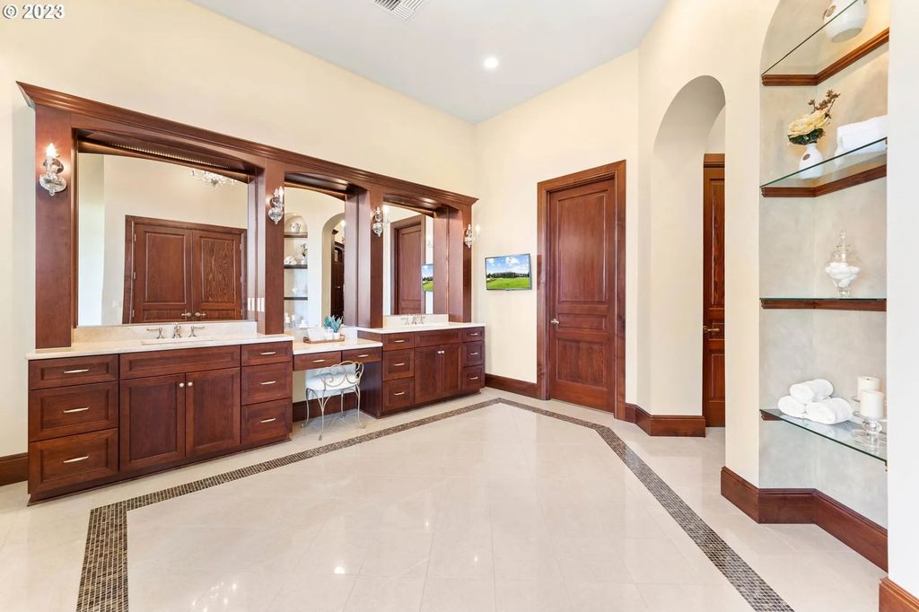 Scenic Private Estate on 5-Acre Gated Property in Ridgefield, WA with Stunning Valley Views for $7.25M