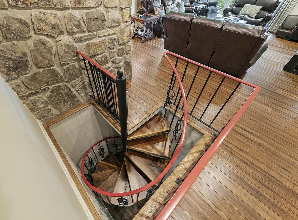 Stunning 250-Acre Turnkey Estate in Strawberry Plains, TN - A Haven for Gentleman's Farm Enthusiasts, Priced at $5.799 Million