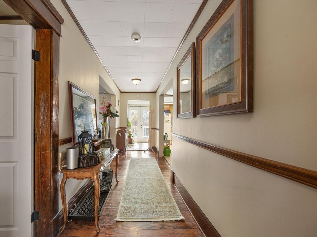 Stunning 250-Acre Turnkey Estate in Strawberry Plains, TN - A Haven for Gentleman's Farm Enthusiasts, Priced at $5.799 Million