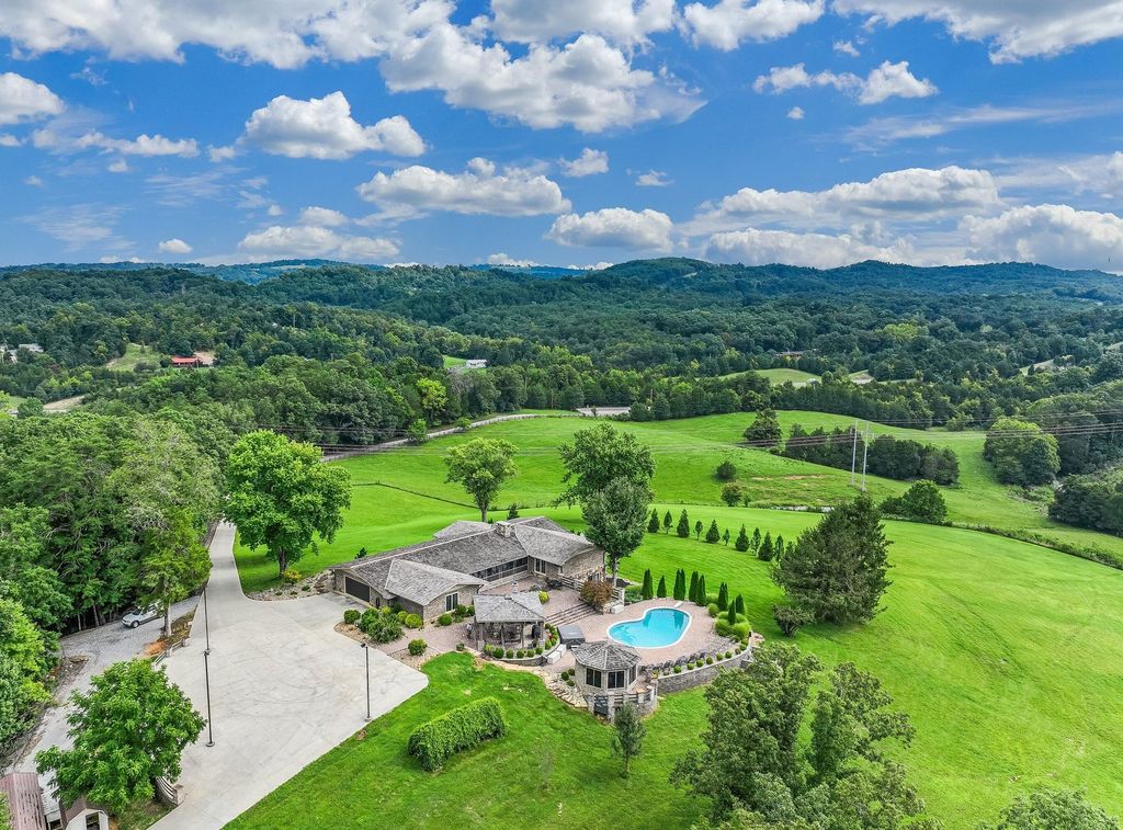 Stunning 250-Acre Turnkey Estate in Strawberry Plains, TN - A Haven for Gentleman's Farm Enthusiasts, Priced at $5.799 Million