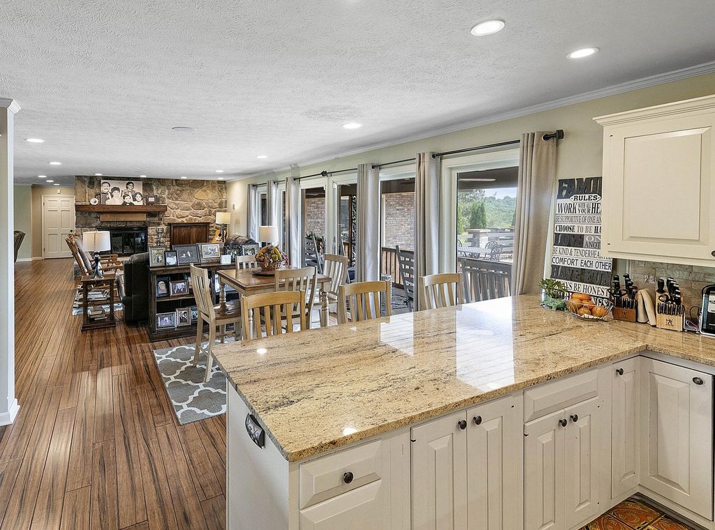 Stunning 250-Acre Turnkey Estate in Strawberry Plains, TN - A Haven for Gentleman's Farm Enthusiasts, Priced at $5.799 Million