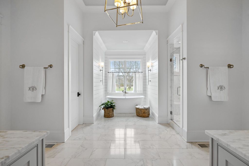 Unparalleled Beauty and Tranquility: Extraordinary Custom Home in Franklin, TN with Unbelievable Sunsets, Offered at $9.5M