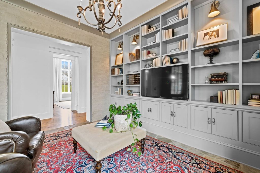 Unparalleled Beauty and Tranquility: Extraordinary Custom Home in Franklin, TN with Unbelievable Sunsets, Offered at $9.5M