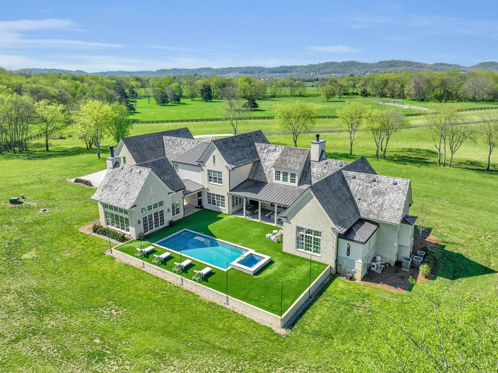 Unparalleled Beauty and Tranquility: Extraordinary Custom Home in Franklin, TN with Unbelievable Sunsets, Offered at $9.5M