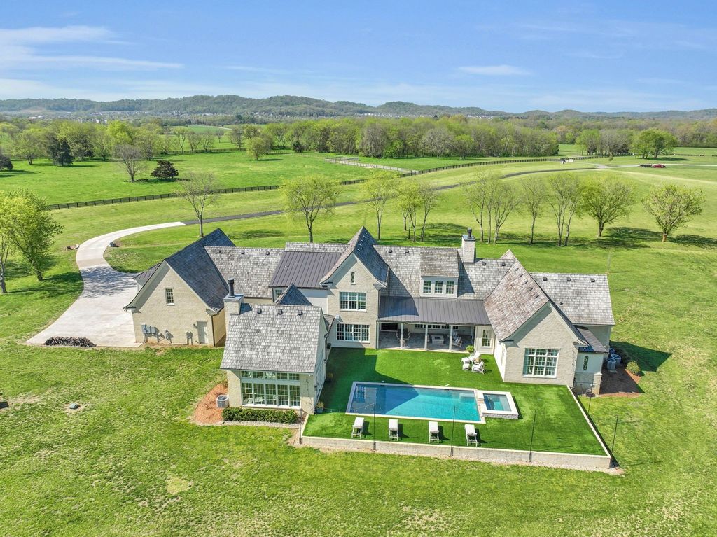 Unparalleled Beauty and Tranquility: Extraordinary Custom Home in Franklin, TN with Unbelievable Sunsets, Offered at $9.5M