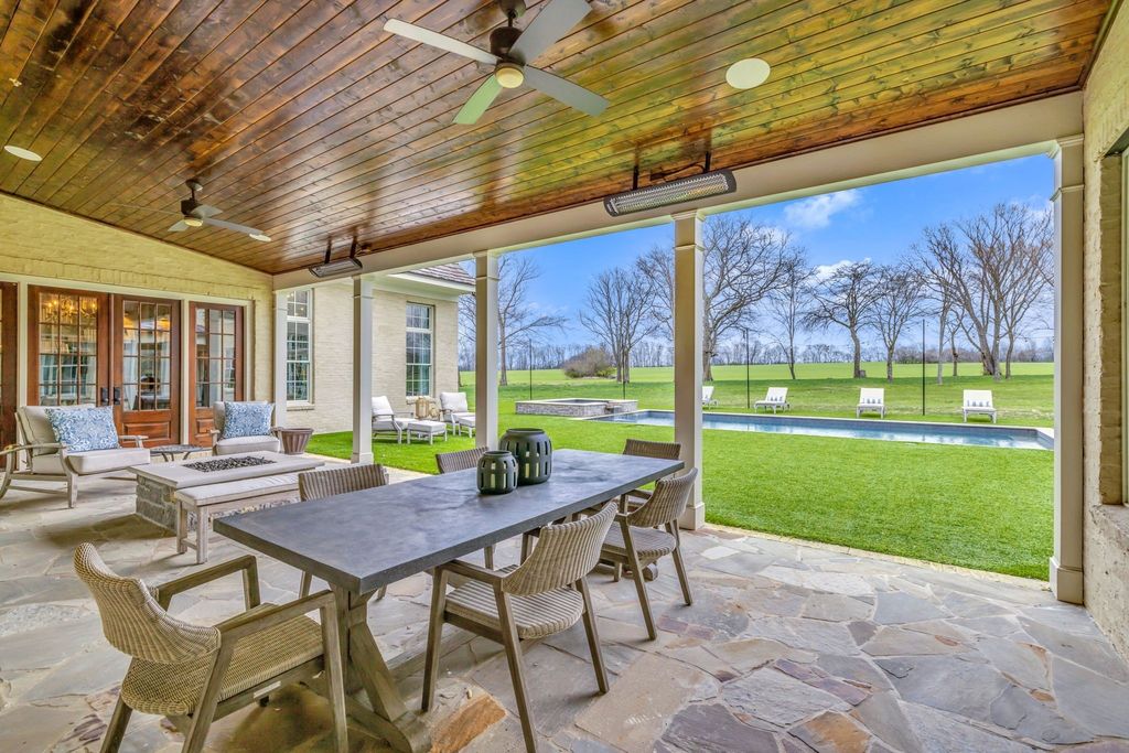 Unparalleled Beauty and Tranquility: Extraordinary Custom Home in Franklin, TN with Unbelievable Sunsets, Offered at $9.5M