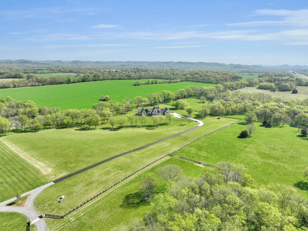 Unparalleled Beauty and Tranquility: Extraordinary Custom Home in Franklin, TN with Unbelievable Sunsets, Offered at $9.5M